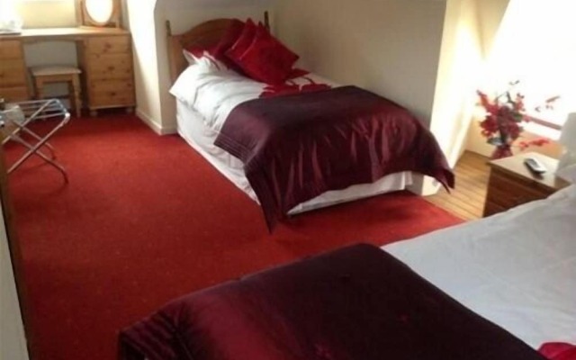 Cadwgan House Hotel