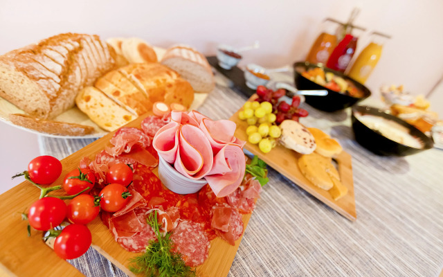 Caravogue House Bed & Breakfast