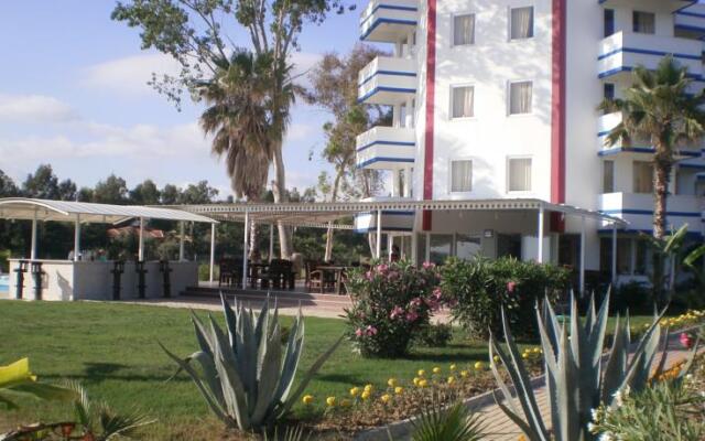 Skys Hotel