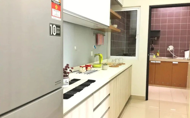 Pacific Place by Arthomer