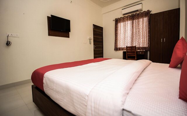 Hotel Mayra by OYO Rooms