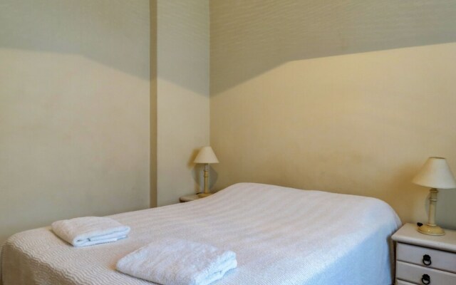 LinkHouse Classic & Spacious Leblon 3BDR LB2-002