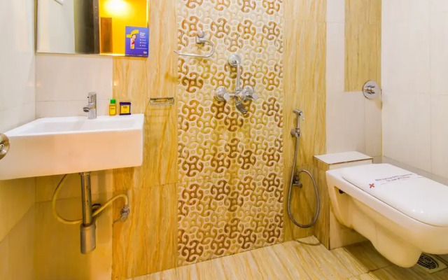 FabHotel Galaxy Comforts Andheri East