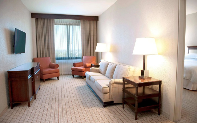 Sheraton Stonebriar Hotel