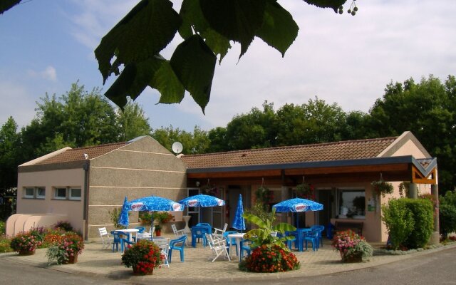 Camping La Croix Badeau Tentes équipées