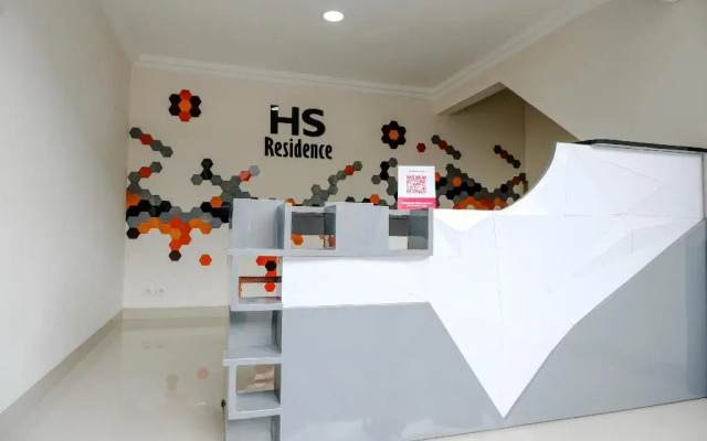 OYO 2140 Hs Residence