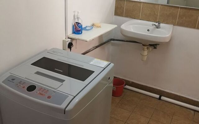 G Traveler Accommodation - Hostel