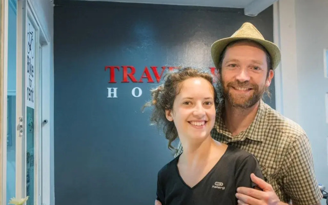 The Traveller Hostel - Adults Only