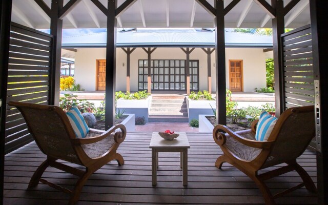 Le Nautique - Luxury Waterfront Hotel