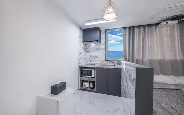 Yeosu Naegamumun Pension