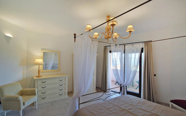 Holiday home with sea view, Cannigione