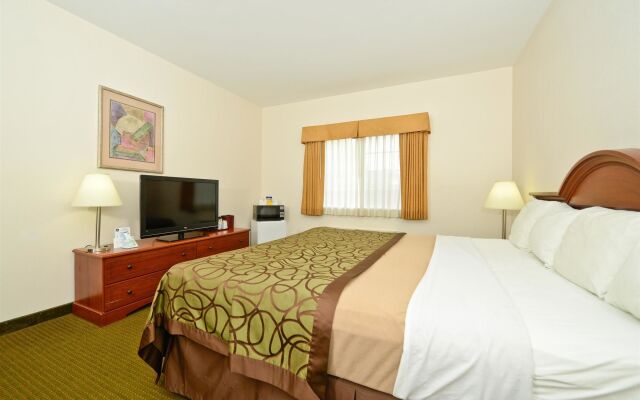 Best Western Plus Wakeeney Inn & Suites