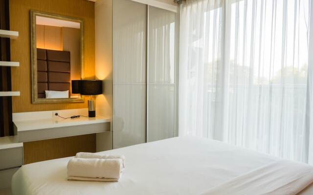 Luxurious 1BR At Dago Suites Apartment