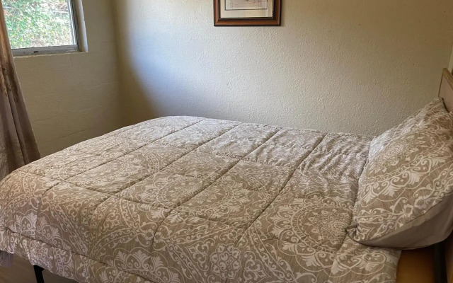 Legend Motel