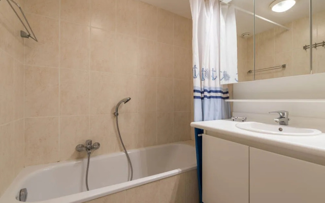 Apartment in Koksijde for 6 Person