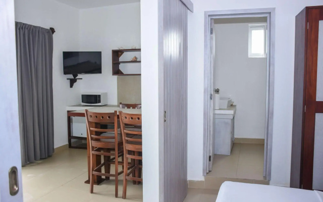 El Fuerte Beach Resort