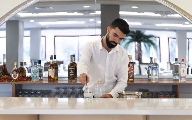 Bonjur Hotel Thermal & Wellness Club