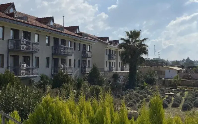 Halıcı Termal Otel
