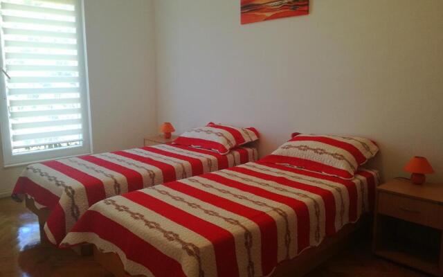 Apartman Tisno
