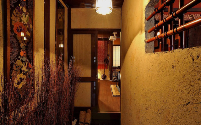 Theatre and Library Residence -Kyoto Imagumano-