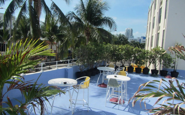 Royal South Beach Hotel