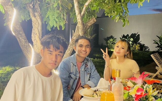 Kambaniru Beach Hotel & Resort