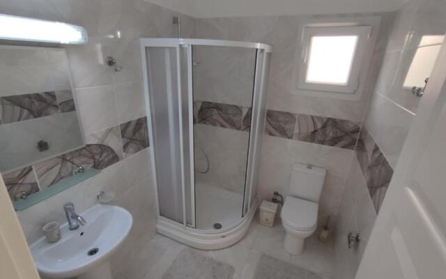 Royal Sun Holiday Villa, 2 Bedroom Semi-detached