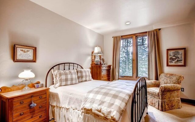 Moose Lodge Highlands Area by Pinnacle Lodging