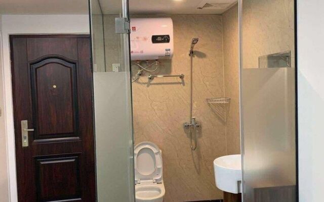 California Apartment HongMei Road Branch