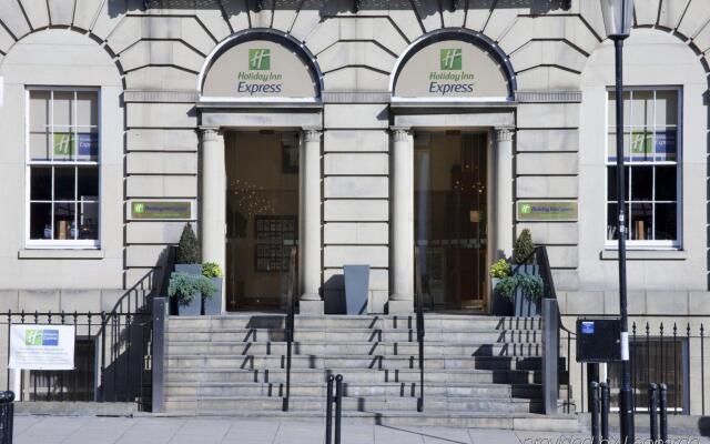 Holiday Inn Express - Edinburgh City Centre, an IHG Hotel