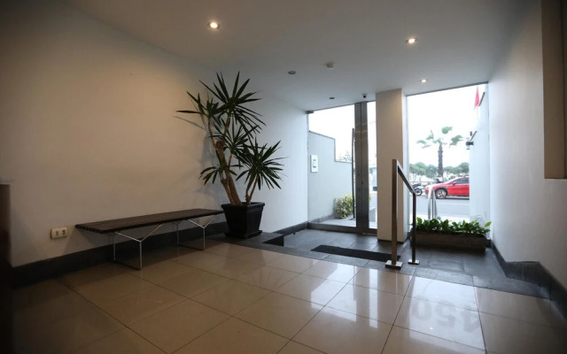 Boardwalk Modern Apartment With Oceanview