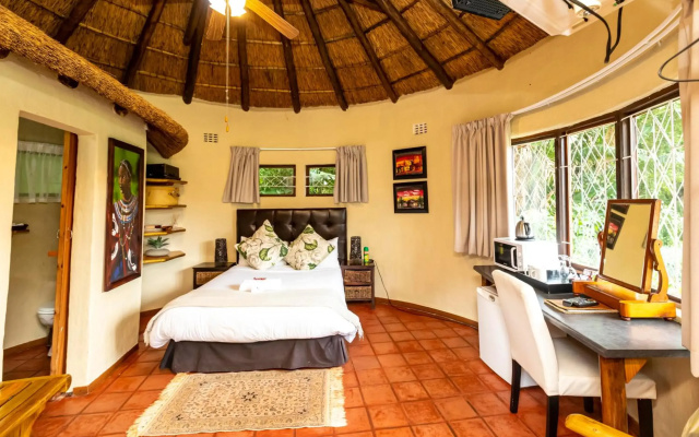 Fish Eagle Manor