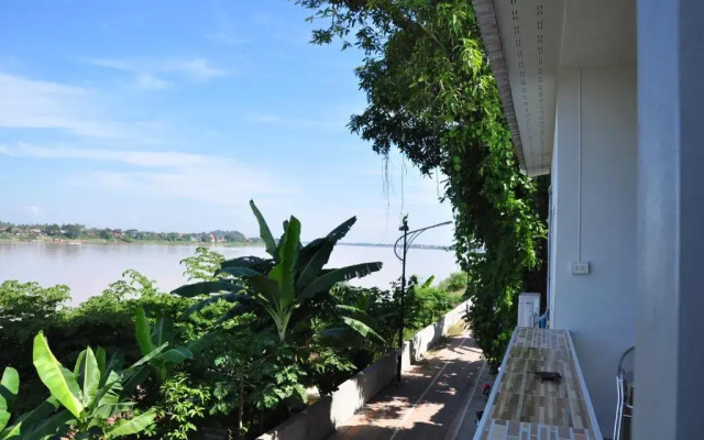 The Rim Riverside Guest House