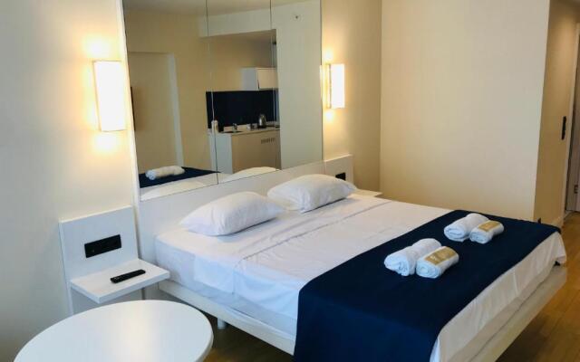 Seaview-Studio Apartment in Orbi City - 45th Floor