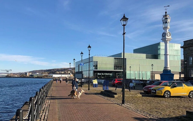 Ann St Short-term Stay, Greenock, United Kingdom