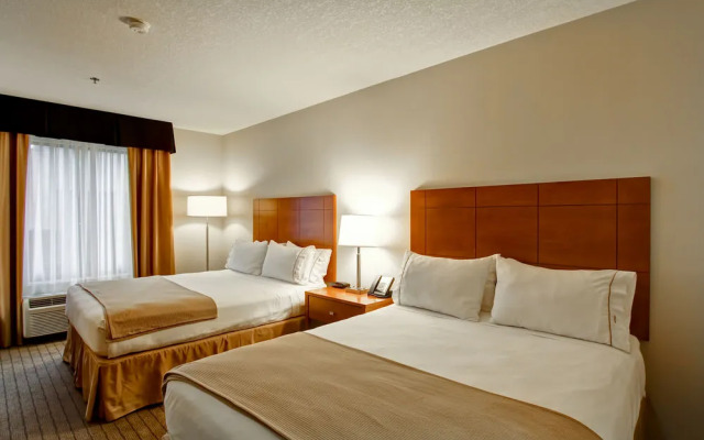 Spark by Hilton Guelph