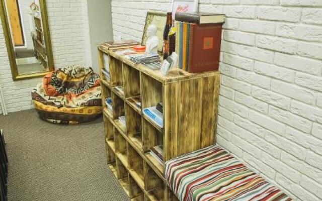 Mini-Hotel At Grandfather Lenin's