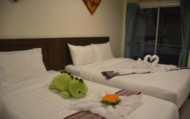 Patong Moon Inn Guesthouse