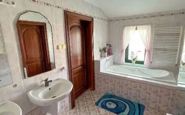 Cozy rooms in wine town - Modra