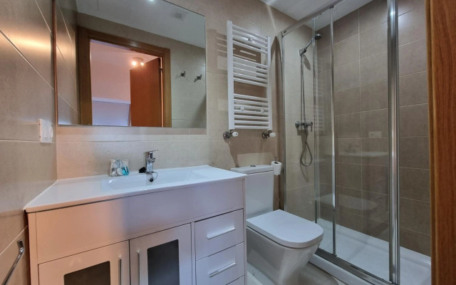 Vivienda de 4 dormitorios con vistas al mar