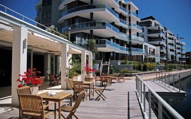 Three Bedroom Apartment - Fully Furnished and Equipped