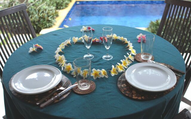 Heliconia Villa