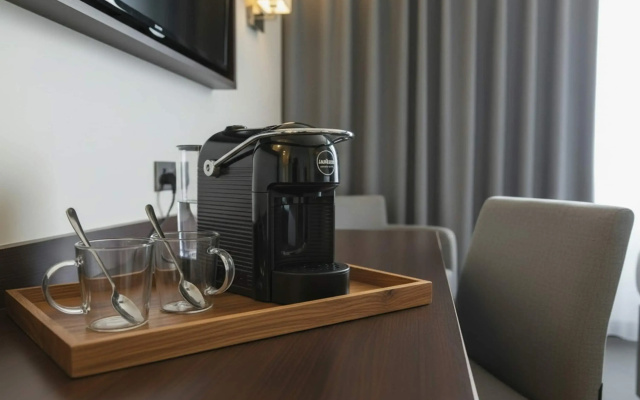 Ramada by Wyndham Bristol West