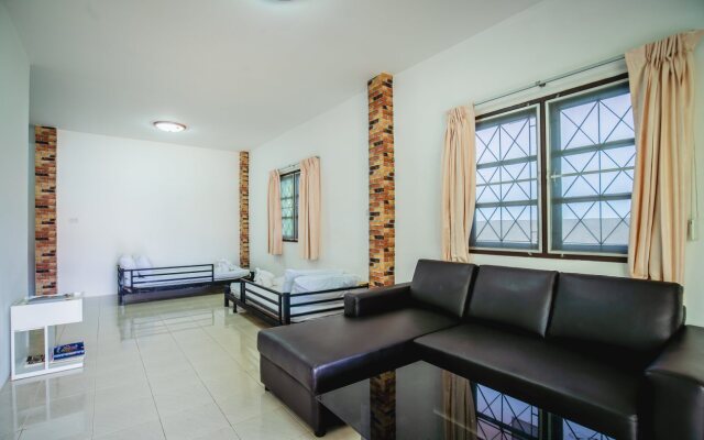 Bai Jai gardenhome