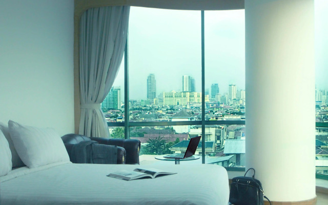 Business Hotel Tomang