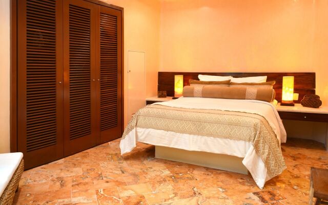 Villas Sacbe Condo Hotel and Beach Club