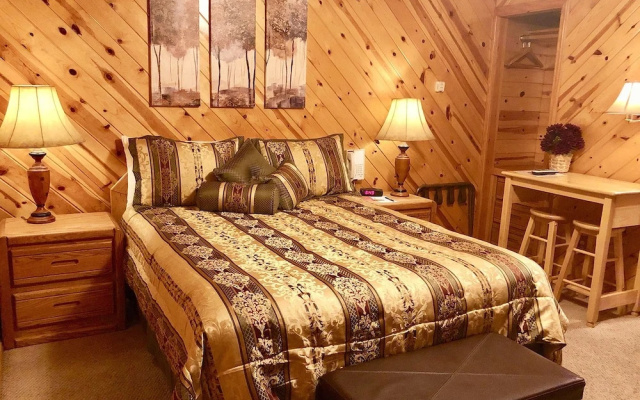 Giant Oaks Lodge