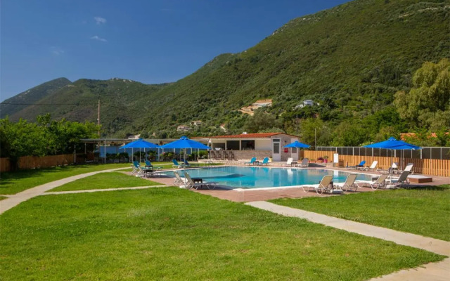 Menes Hotel