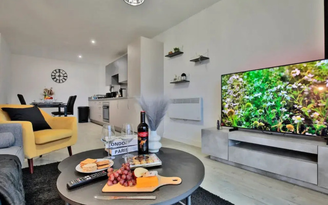Manchester - 2-bed Apartment - Sleeps 4 - Wifi