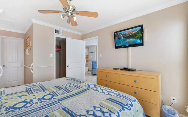 Seascape 1311 2 Bedroom Condo by RedAwning